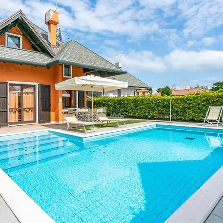 3 Bedroom Awesome Home In Albarella Ro Albarella Island